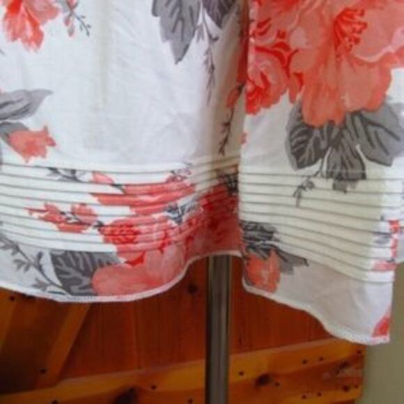 Xtraordinary Mini Floral Fit & Flare Dress Junior Size 7 Spaghetti Strap Spring - Picture 3 of 6